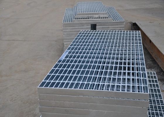 ভারী ডিউটি ইস্পাত গ্রেটিং প্লেট Q235 ASTM A36 25X5mm 30X3mm 30X5mm 40X5mm