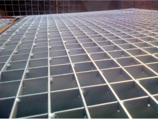 Heavy-Duty Customizable Anti-Corrosion Non-Slip Breathable Steel Grating Galvanized Steel Type
