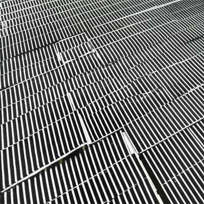 হট ডিপ গ্যালভানাইজড সারিড স্টাইল স্টিল গ্রিটিং 30 মিমি স্পেসিং সহ ভারী দায়িত্ব মেঝে গ্রিটিং জন্য