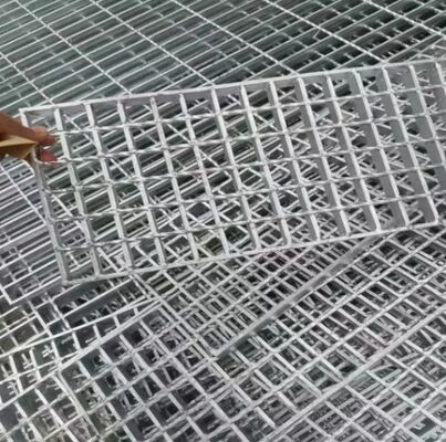 Galvanized Customizable Steel Grating for Safety Walkway and Heavy-Duty Applications